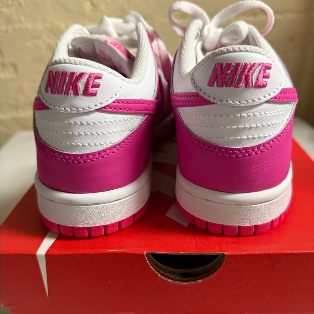 Nike Dunk Low GS White Laser Fuchsia Youth 5Y Women 6.5 NWT - Picture 5 of 10
